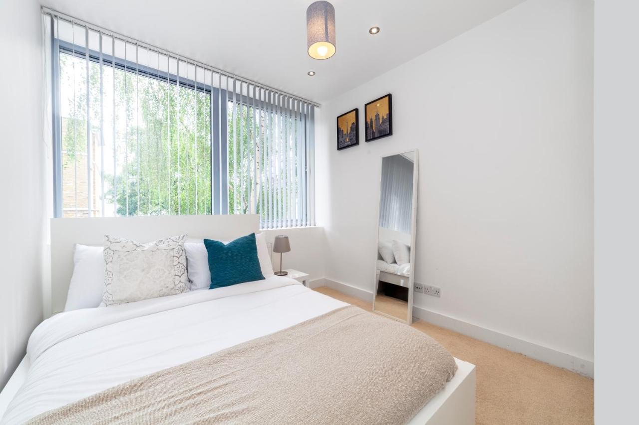 Modern And Bright 2 Bdr Flat In Clapham Common Apartment London Bagian luar foto